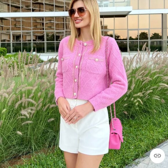 Urban Revivo FLUFFY CONTRAST TRIM FAUX PEARL BUTTON CARDIGAN - Picture 7 of 7